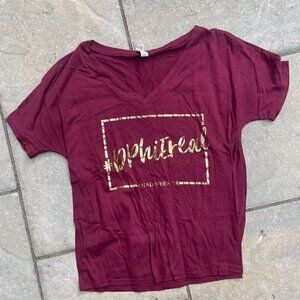 Delta Phi Epsilon Berry Maroon Vneck Tshirt Size Small